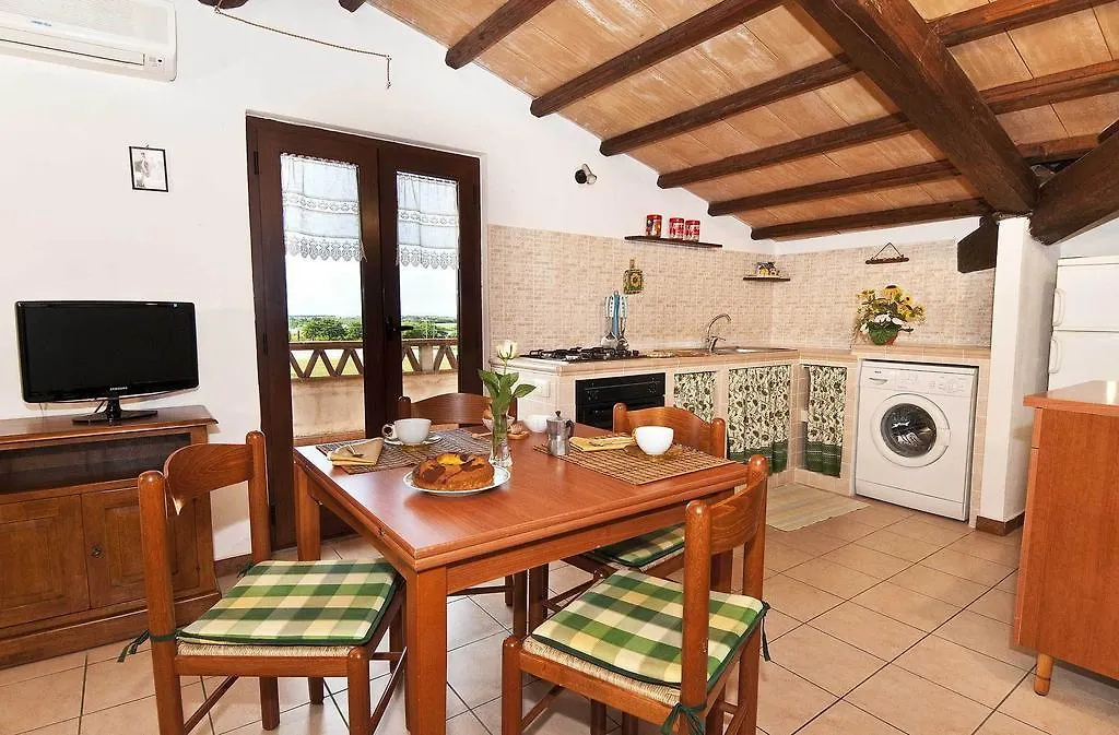 Agriturismo I Girasoli Villa Pescia Romana 0*,